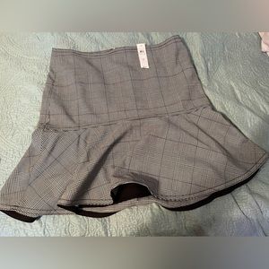 ANN TAYLOR. SKIRT. SIZE 16